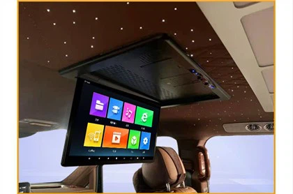 مانیتور خودرو به سمت پایین