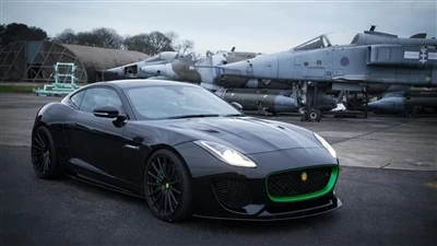 لیستر اصلاح شده جگوار F-Type SVR دارای قدرت ترمز نامی 666 اسب بخار است.
